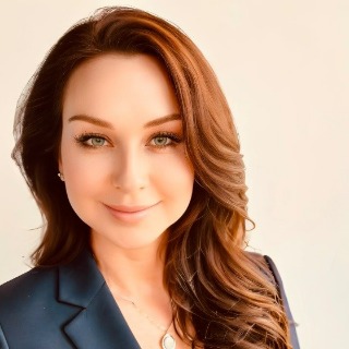  Nicole Heath